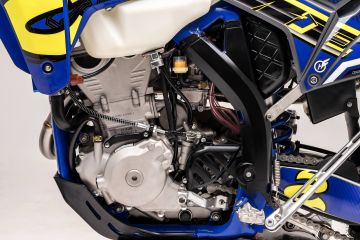 NC300S发动机